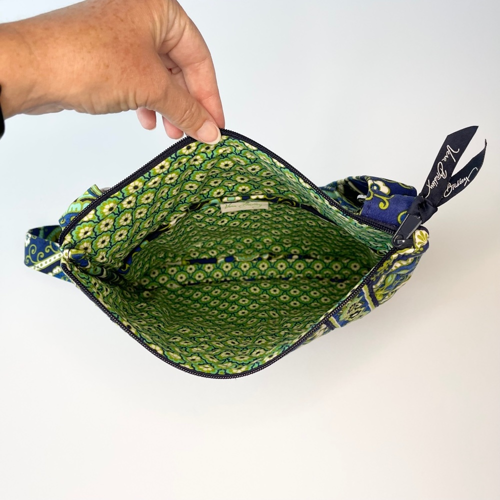 Vera Bradley Rhythm & Blues Large Hipster Crossbody Bag Purse 12x11x1.5 - Picture 5 of 6